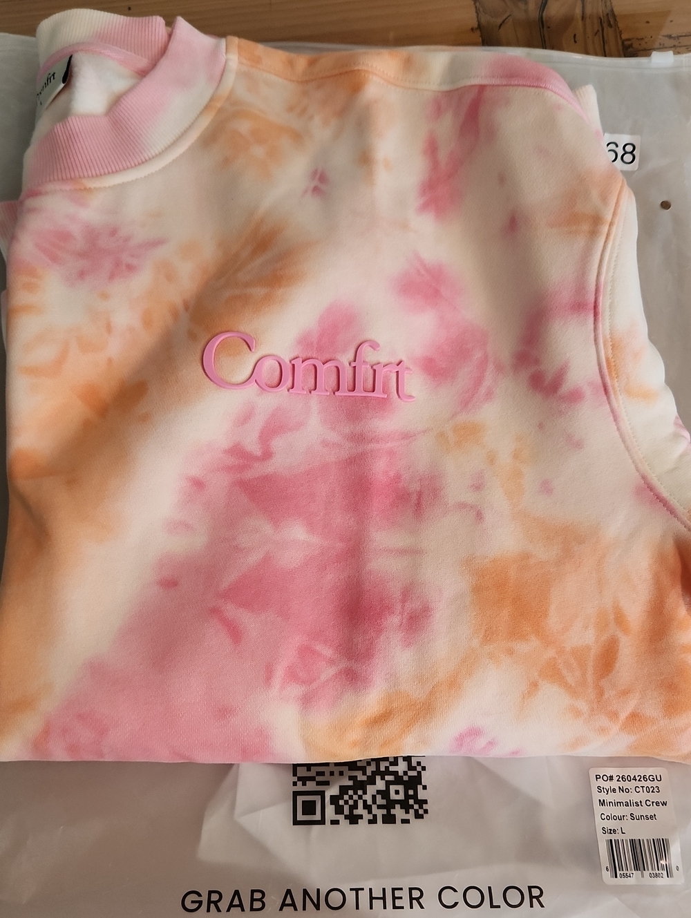 Comfrt Sunset Tie-Dye Crewneck Sweatshirt Unisex Size Large NWT Bag & Inserts